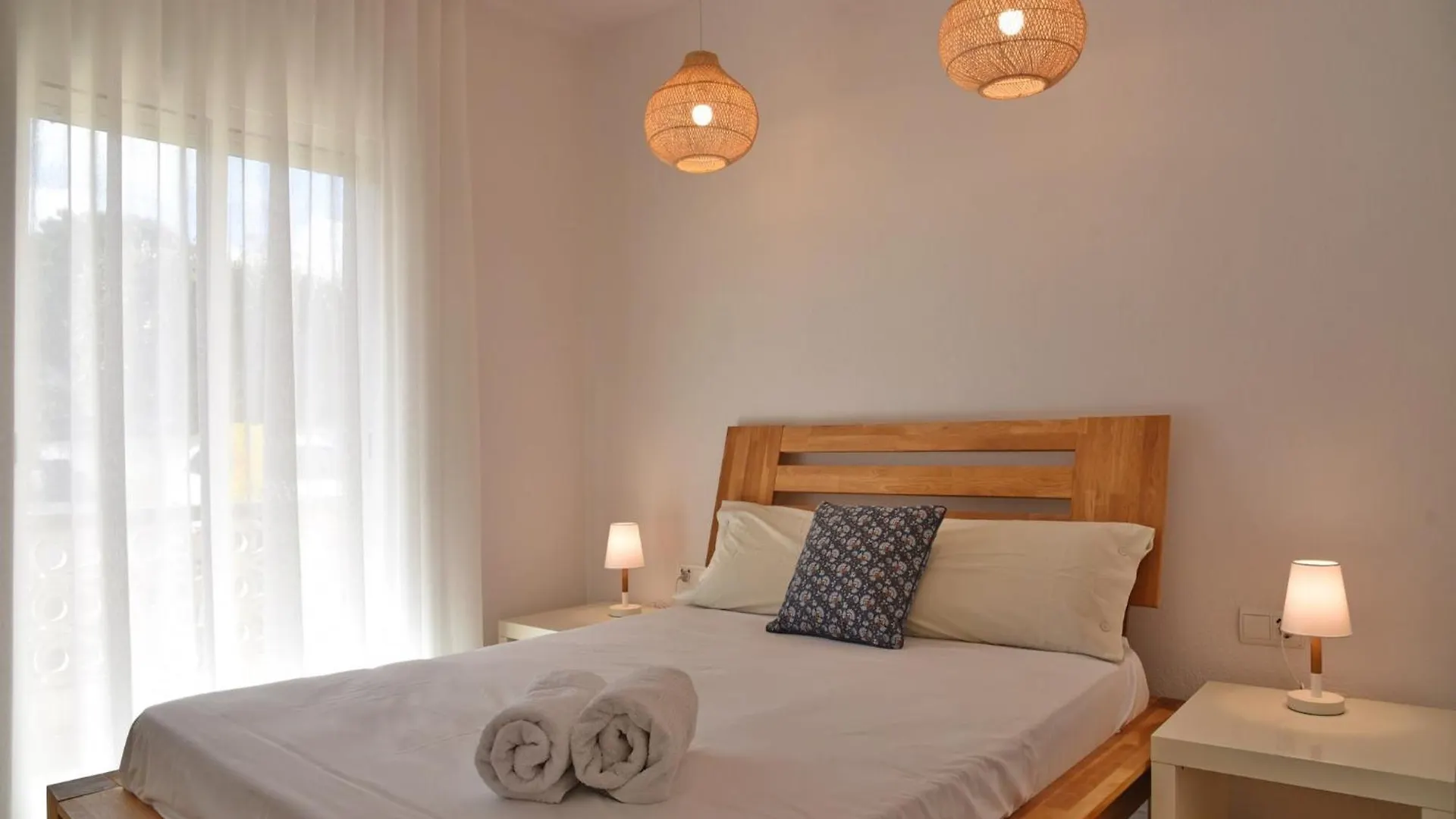 Apartment With Views In Costa Brava L' Escala